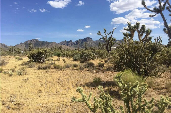 Rainbow - 27152 Rainbow, Meadview, AZ 86444